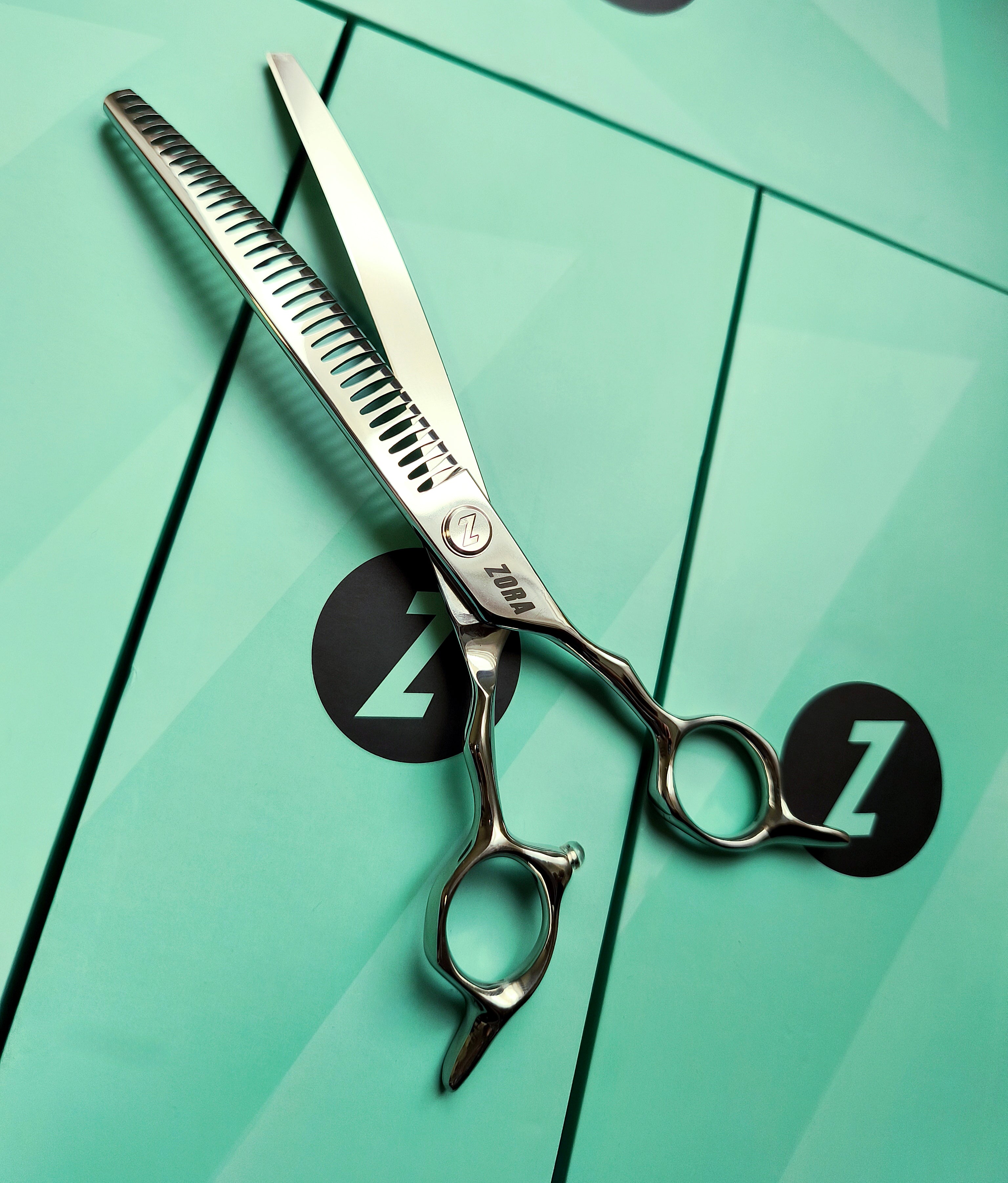 Zora Pet Grooming Curved Blender Shear - Model A-7533C – Zora Shears